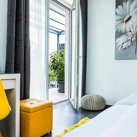 & Otel