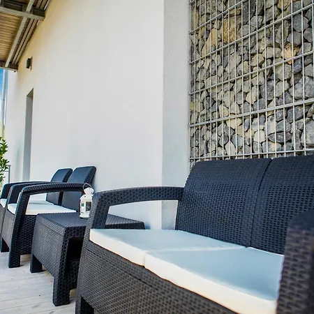 & Ξενοδοχείο 4*