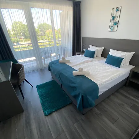 & Otel 4*