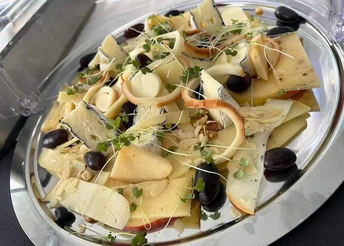 & فندق تشوباك